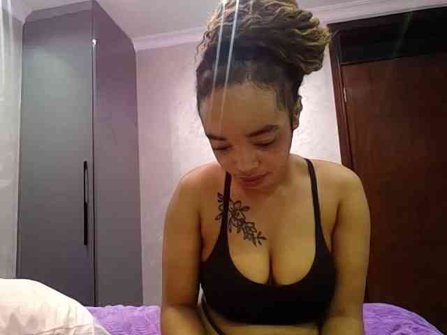Jean022 webcam