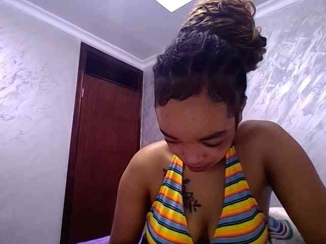 Jean022 webcam