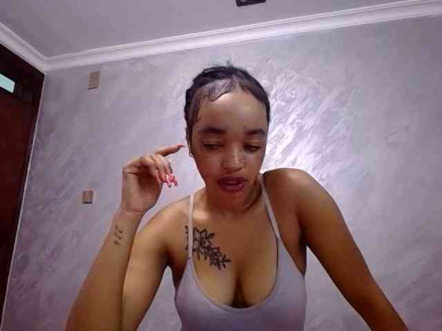 Jean022 webcam