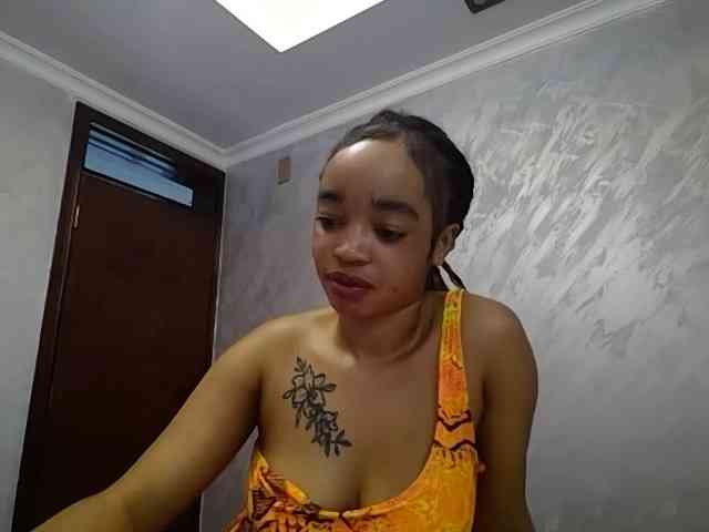 Jean022 webcam