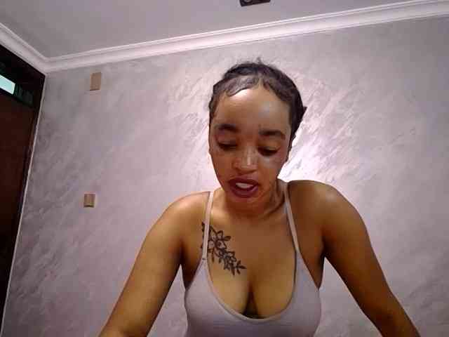 Jean022 webcam