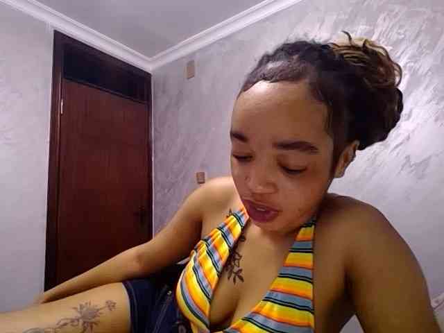 Jean022 webcam