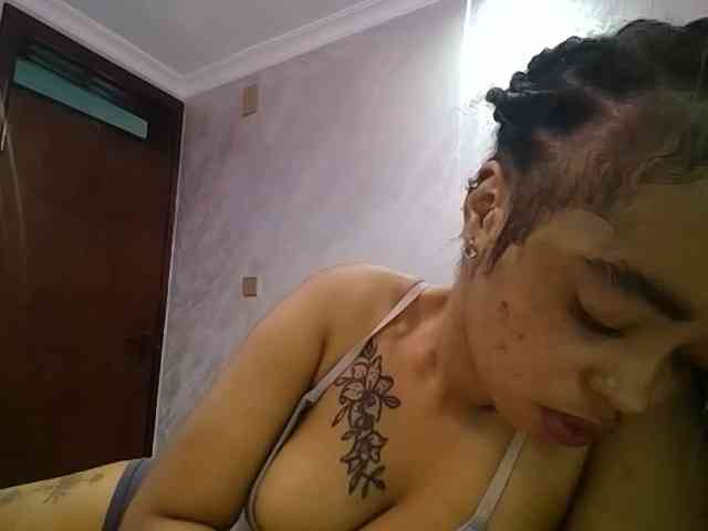 Jean022 webcam