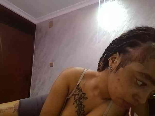 Jean022 webcam