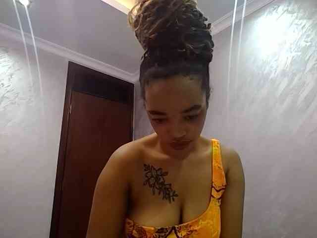 Jean022 webcam