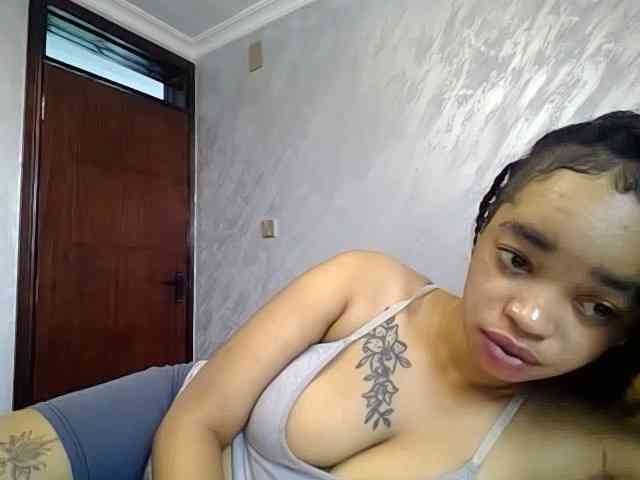 Jean022 webcam