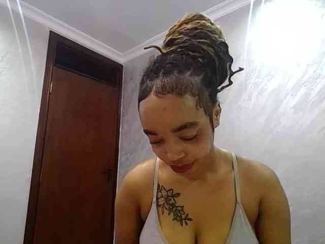 Jean022 webcam
