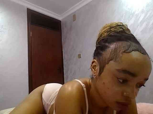 Jean022 webcam