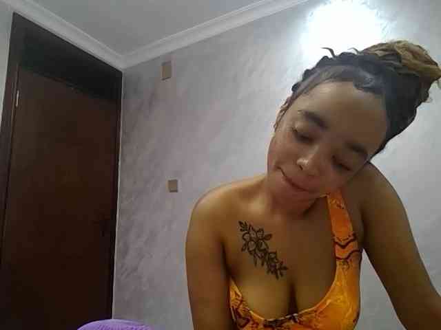 Jean022 webcam