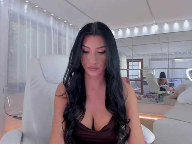 miss--diamond live cam on BongaCams
