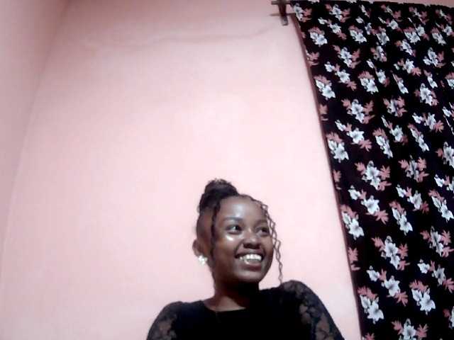 Bella24 live cam on BongaCams