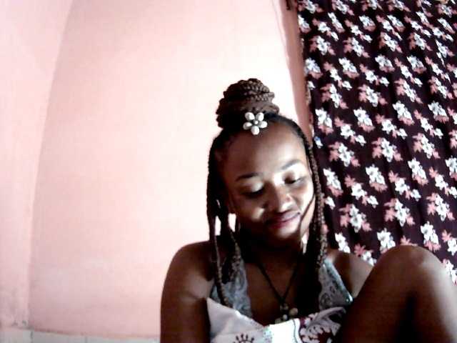 Bella24 live cam on BongaCams