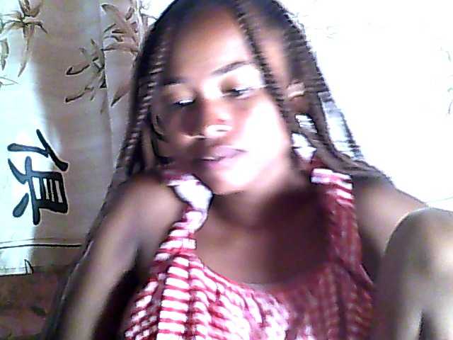 Bella24 live cam on BongaCams