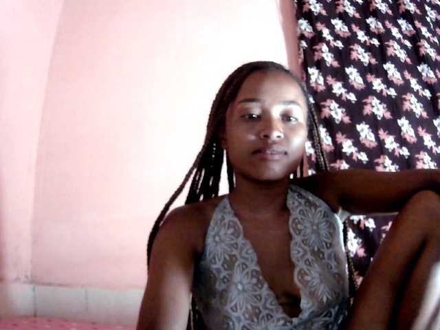 Bella24 live cam on BongaCams