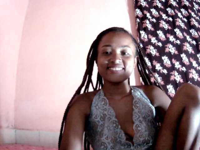 Bella24 live cam on BongaCams
