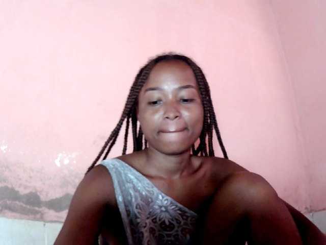 Bella24 live cam on BongaCams
