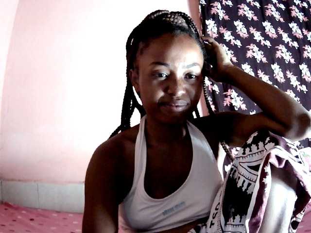 Bella24 live cam on BongaCams