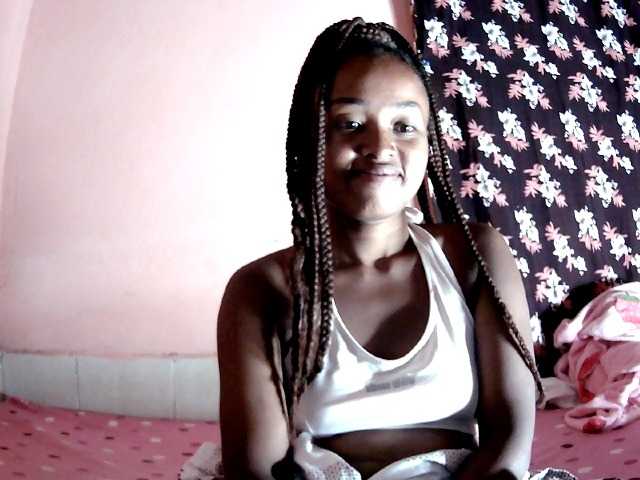 Bella24 live cam on BongaCams