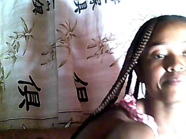 Model: Bella24