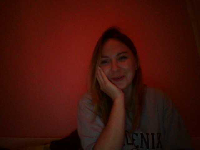 Lika06 live cam on BongaCams