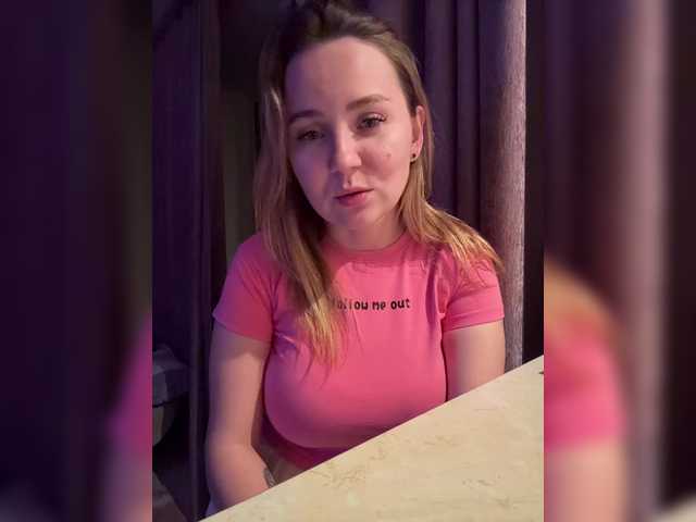 Lika06 live cam on BongaCams