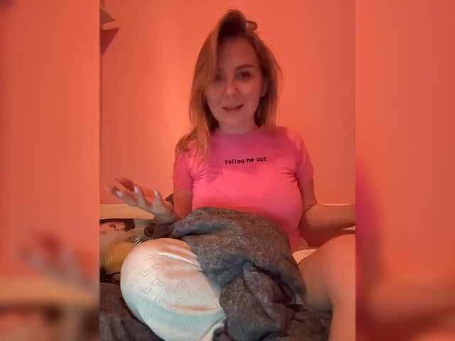 Lika06 live cam on BongaCams