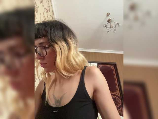 VelvetNightt live cam on BongaCams
