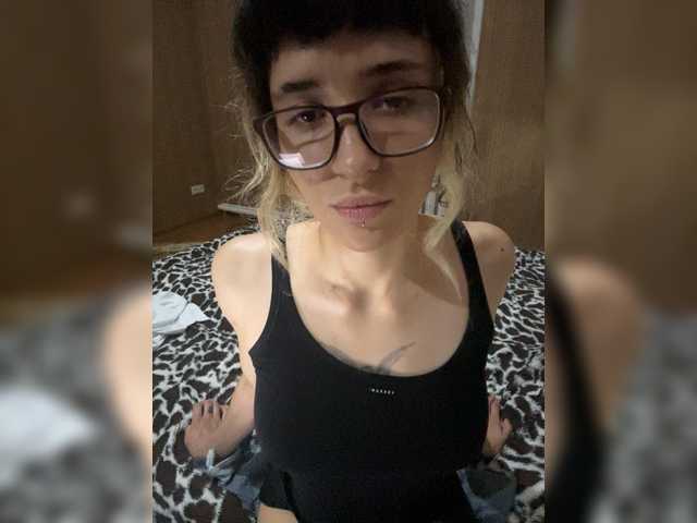 VelvetNightt live cam on BongaCams
