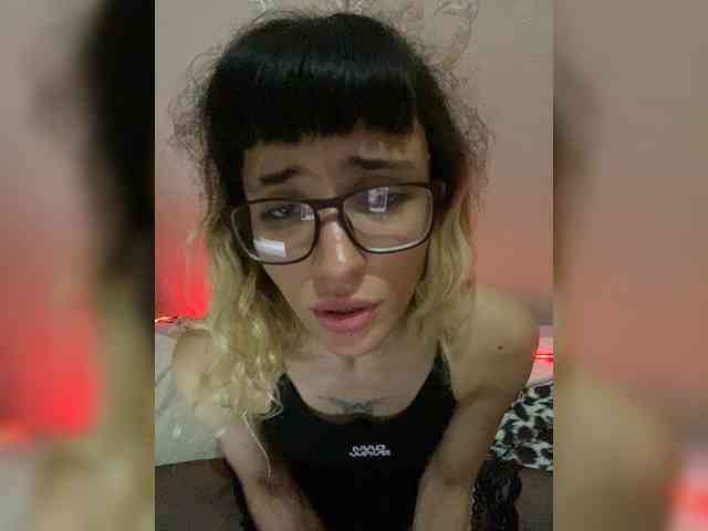 VelvetNightt webcam