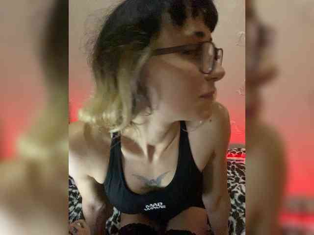 VelvetNightt webcam