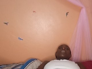 PrettyJennie Porn Show