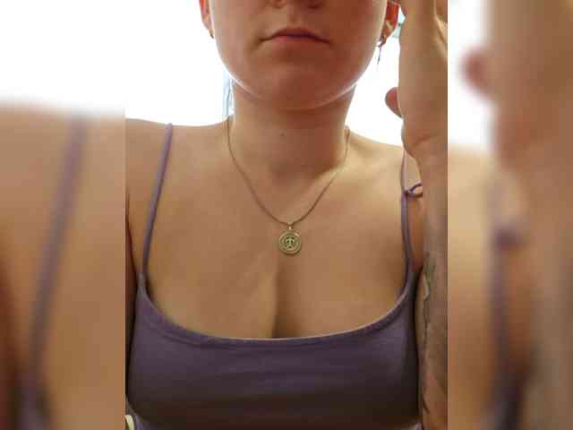 Albina2073 webcam