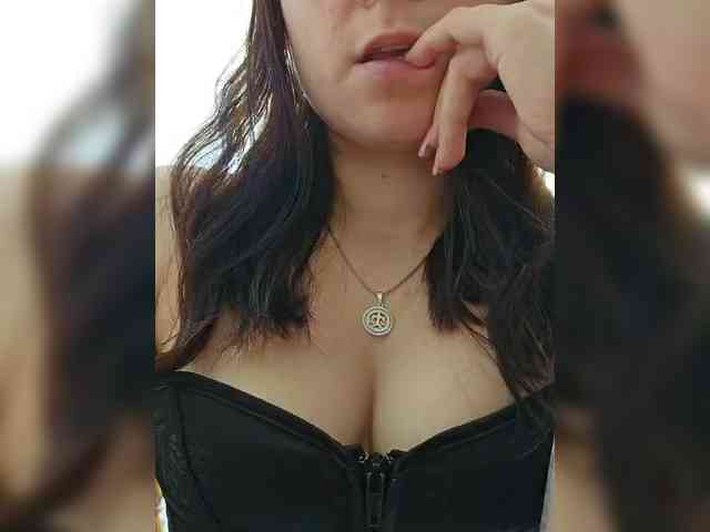 Albina2073 webcam