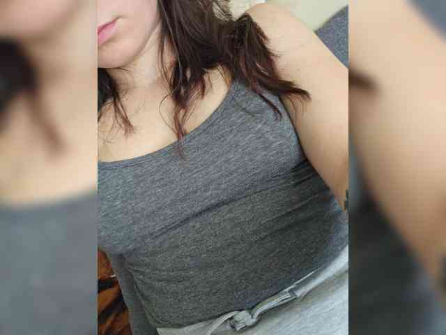 Albina2073 webcam