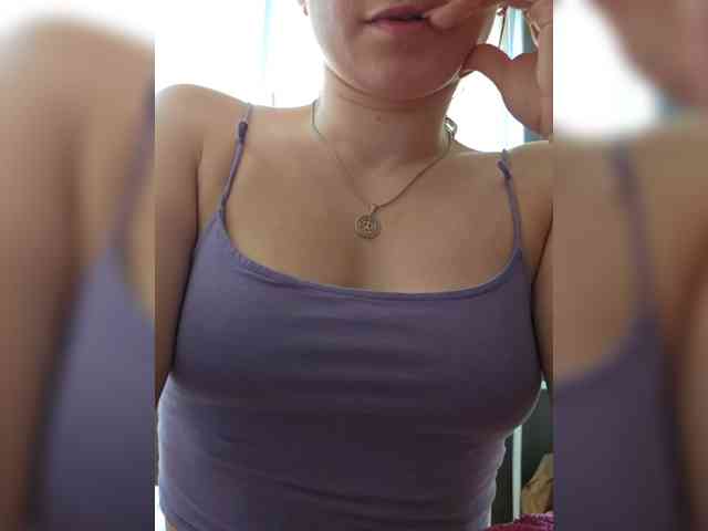 Albina2073 webcam