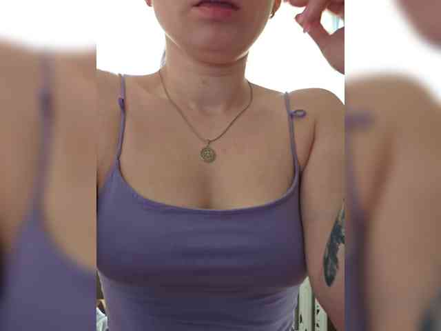 Albina2073 webcam