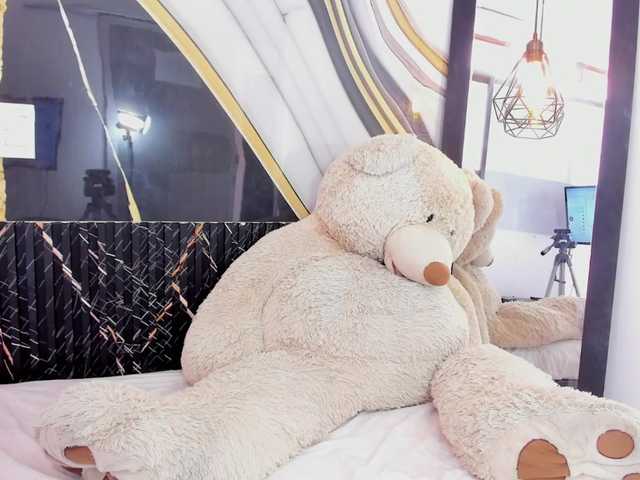 LaurenRose live cam on BongaCams