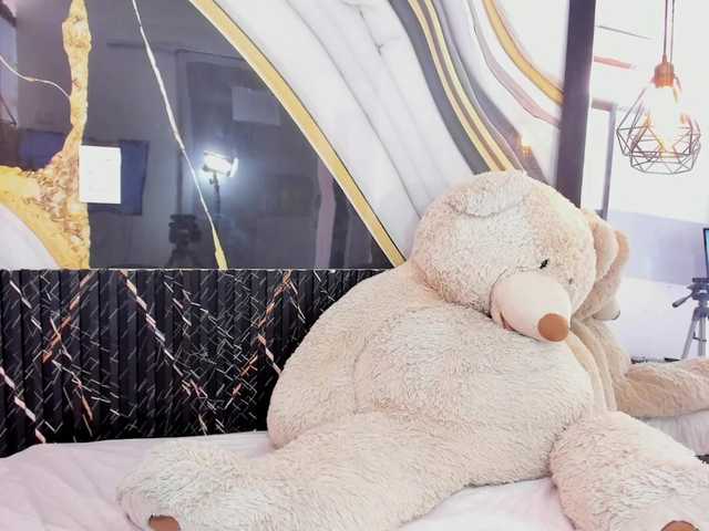 LaurenRose live cam on BongaCams