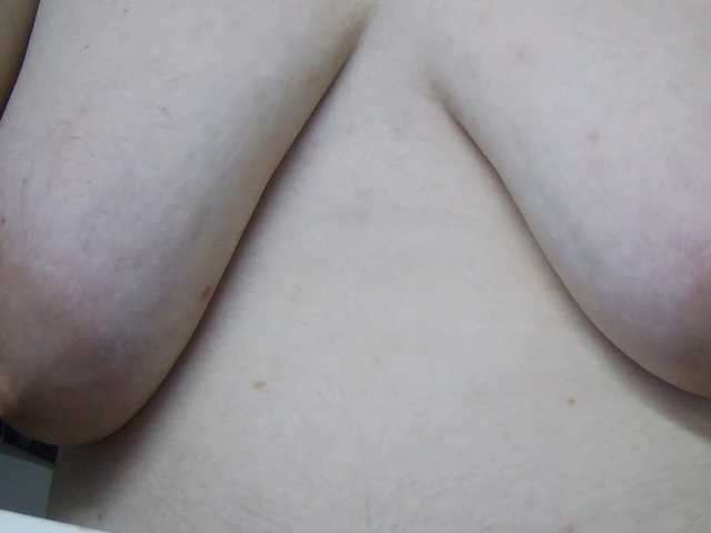 Ida-Davis, en directo ahora en BongaCams