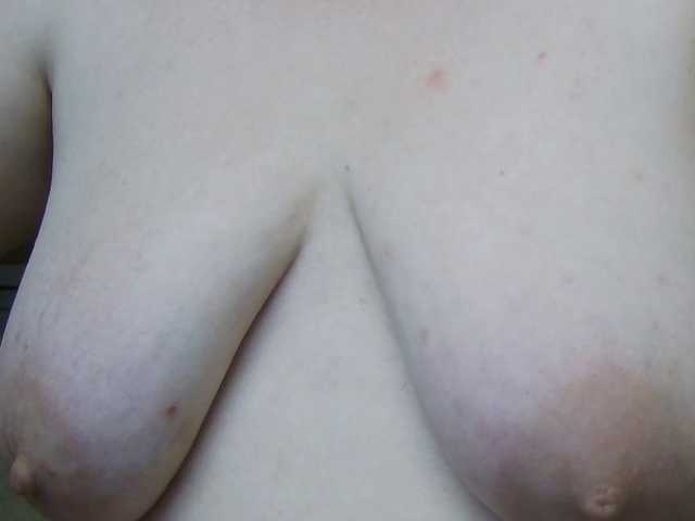Ida-Davis, en vivo ahora en BongaCams