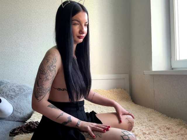 Adriana-Bellini live cam on BongaCams