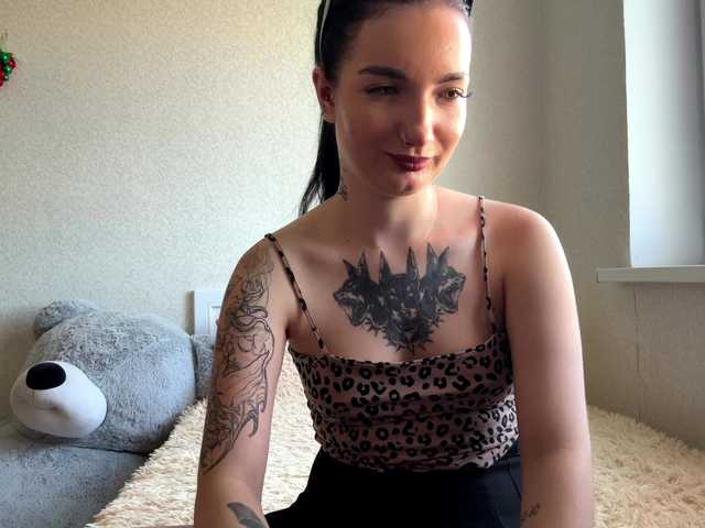 Adriana-Bellini live cam on BongaCams