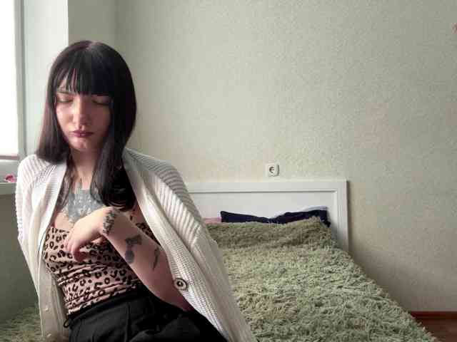 Adriana-Bellini webcam