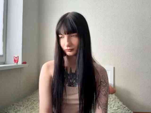 Adriana-Bellini webcam