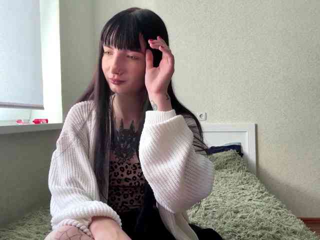 Adriana-Bellini webcam