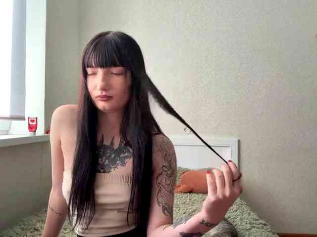Adriana-Bellini webcam
