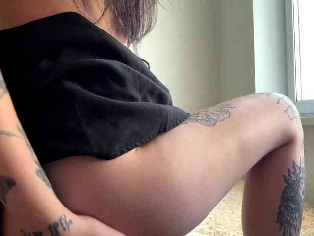 Adriana-Bellini - Girl 