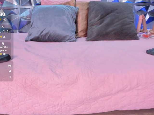ZoeDivine live cam on BongaCams