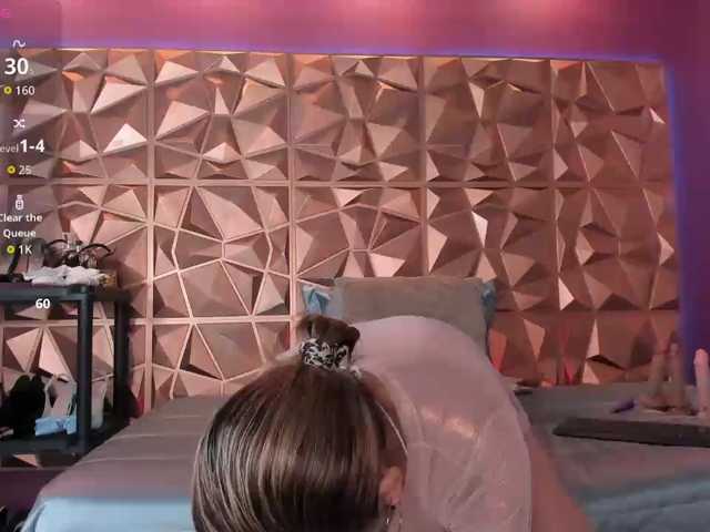 ZoeDivine live cam on BongaCams