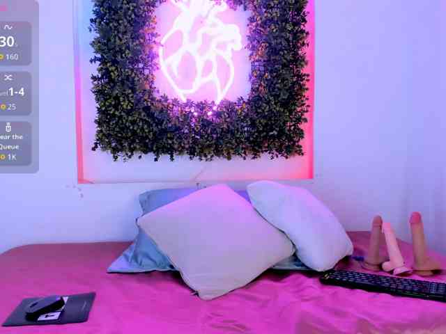 ZoeDivine webcam